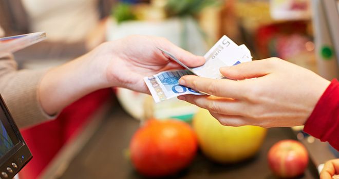 Allocations sociales et salaires adaptés au coût de la vie